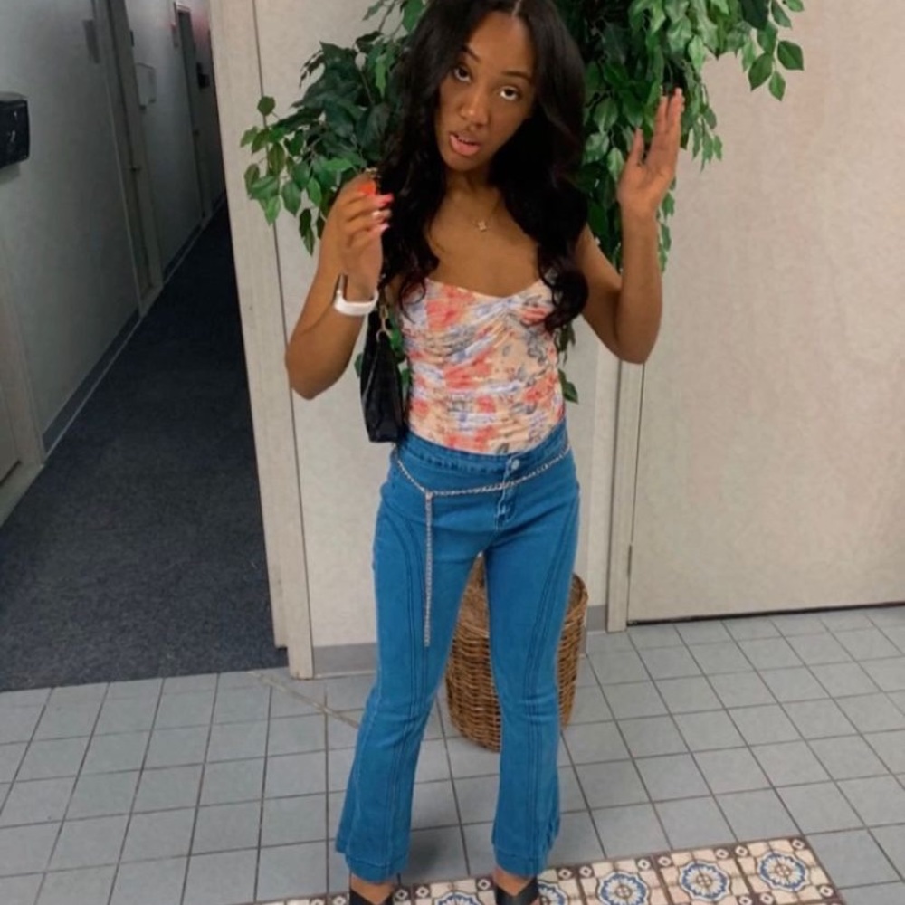 Flared blue Jeans, worn twice. From Amazon